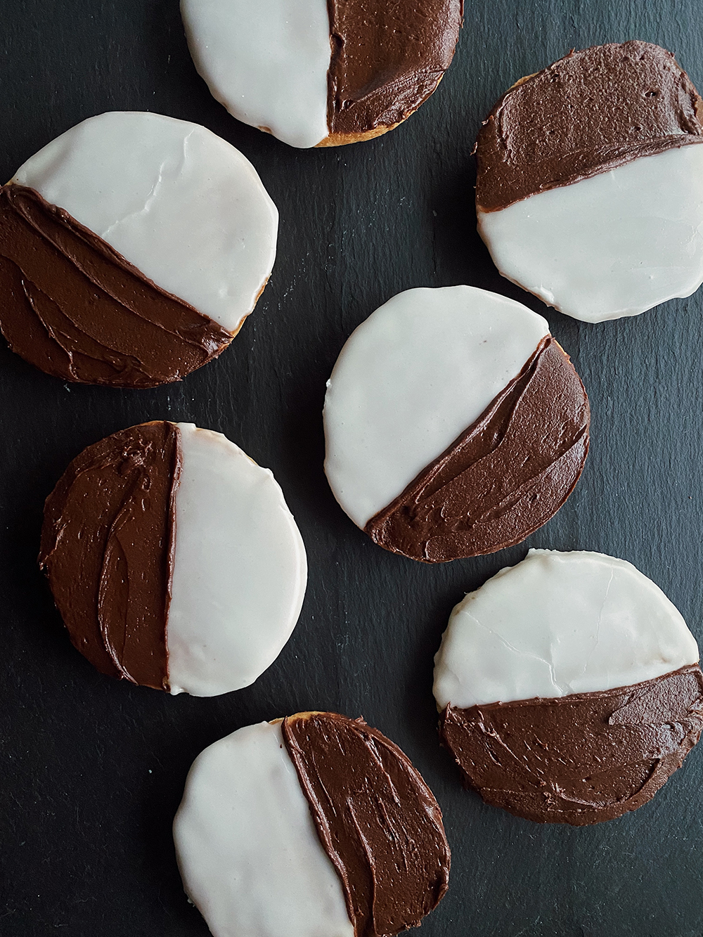 Black and White Molasses Cookies” – Cookie of the Week (12/27/15)