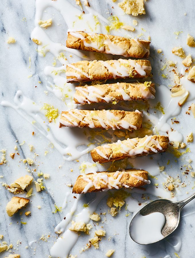 https://www.theppk.com/wp-content/uploads/2020/12/LemonBiscotti-680x900.jpg